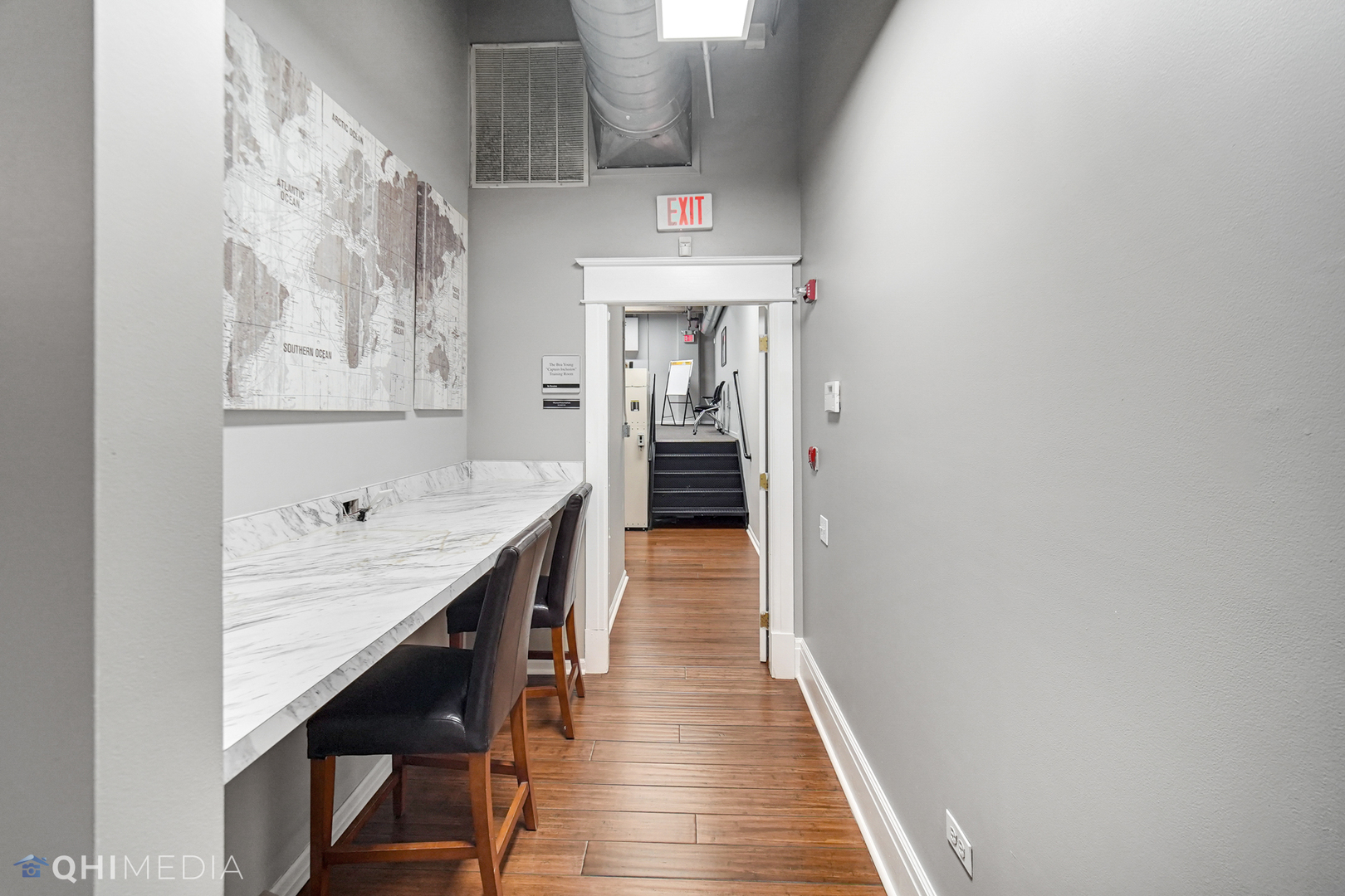 416 W Ontario Street #C-2, Chicago, IL 60610