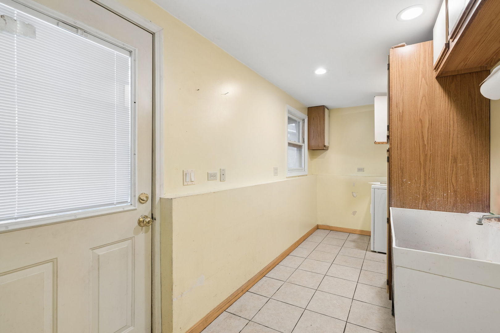 146 S Anderson Road, New Lenox, IL 60451