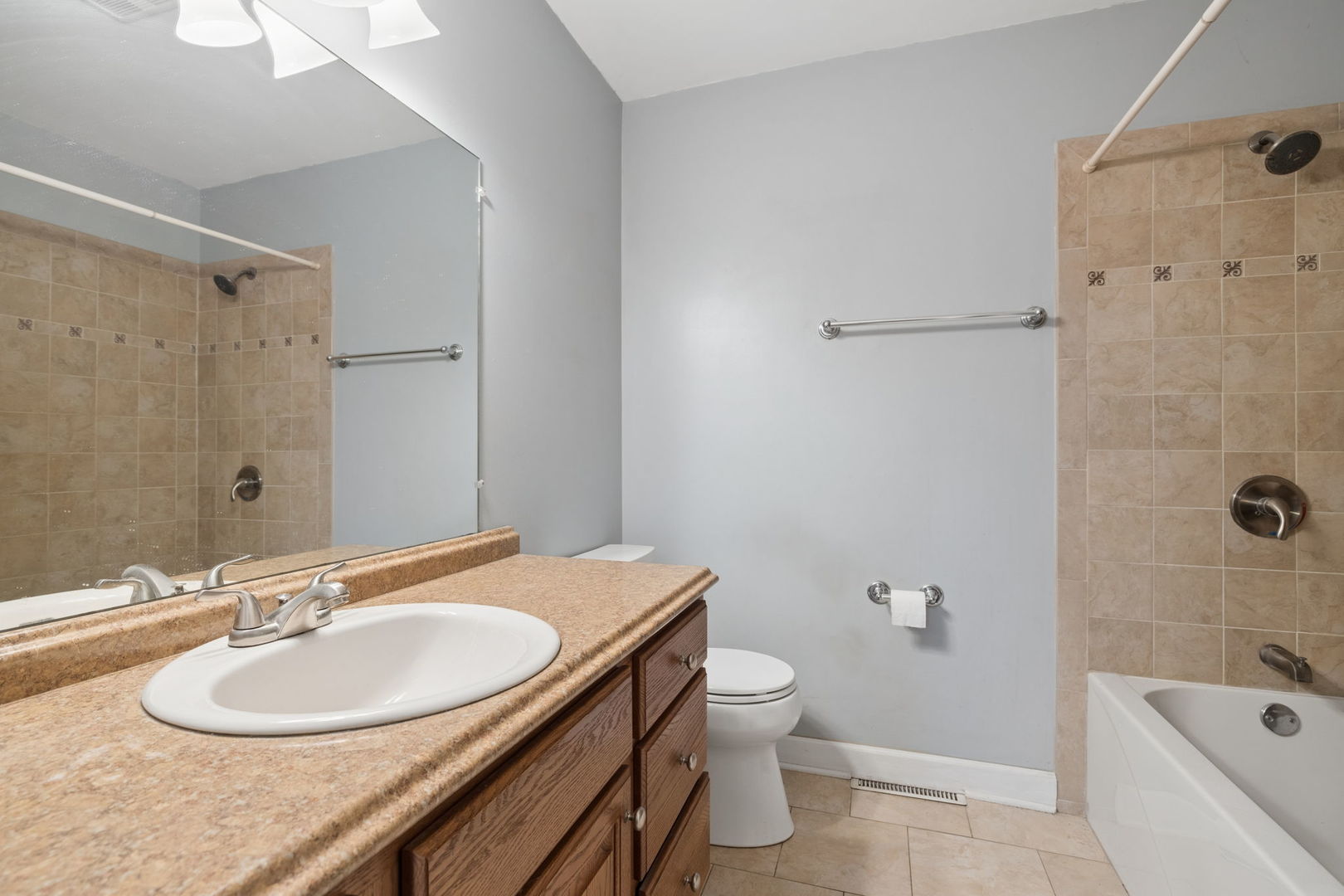 146 S Anderson Road, New Lenox, IL 60451