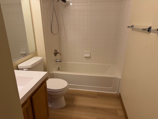 1217 Regent Drive, Mundelein, IL 60060