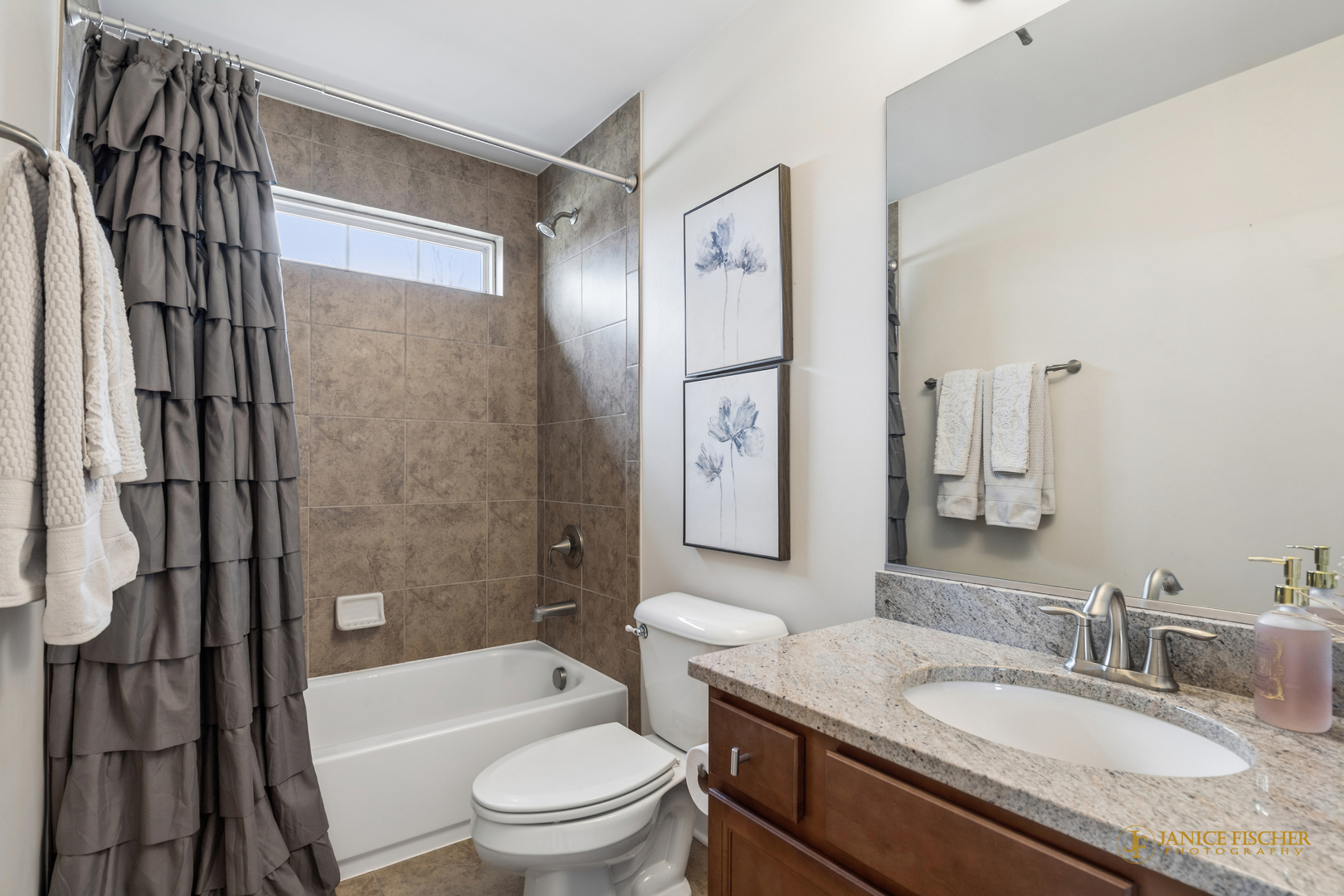 23752 N Sanctuary Club Drive, Kildeer, IL 60047