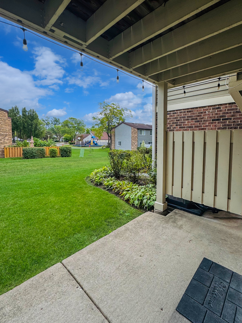 1540 Heather Court #C1, Wheeling, IL 60090