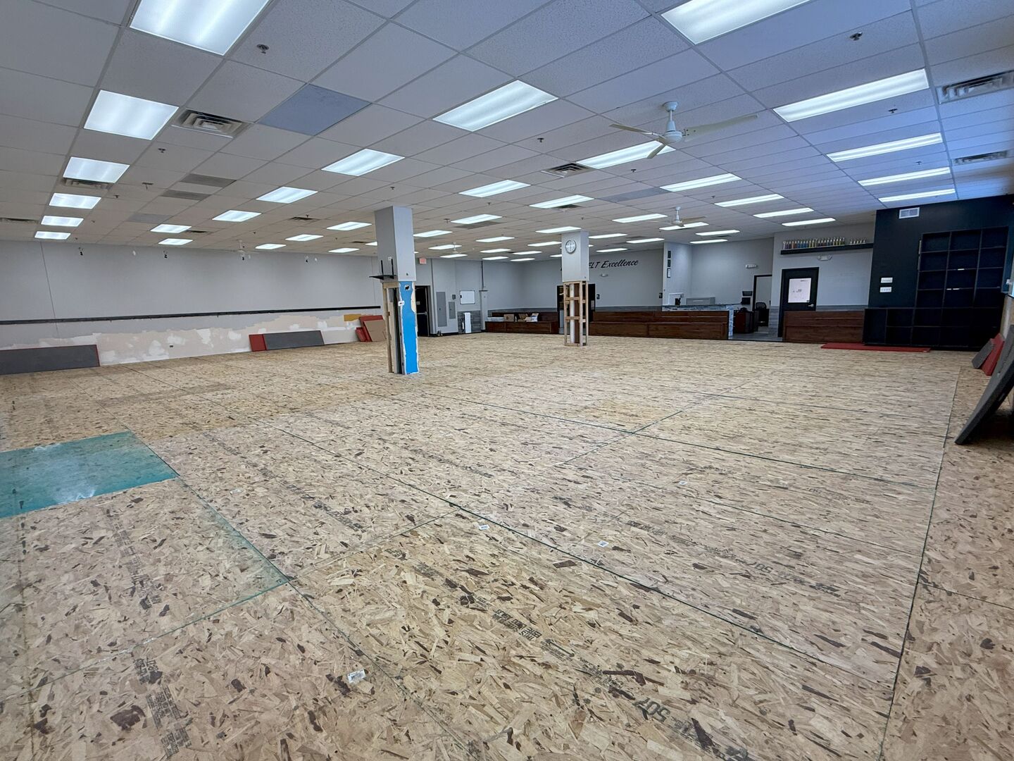 1049 W Main Street, Sleepy Hollow, IL 60118