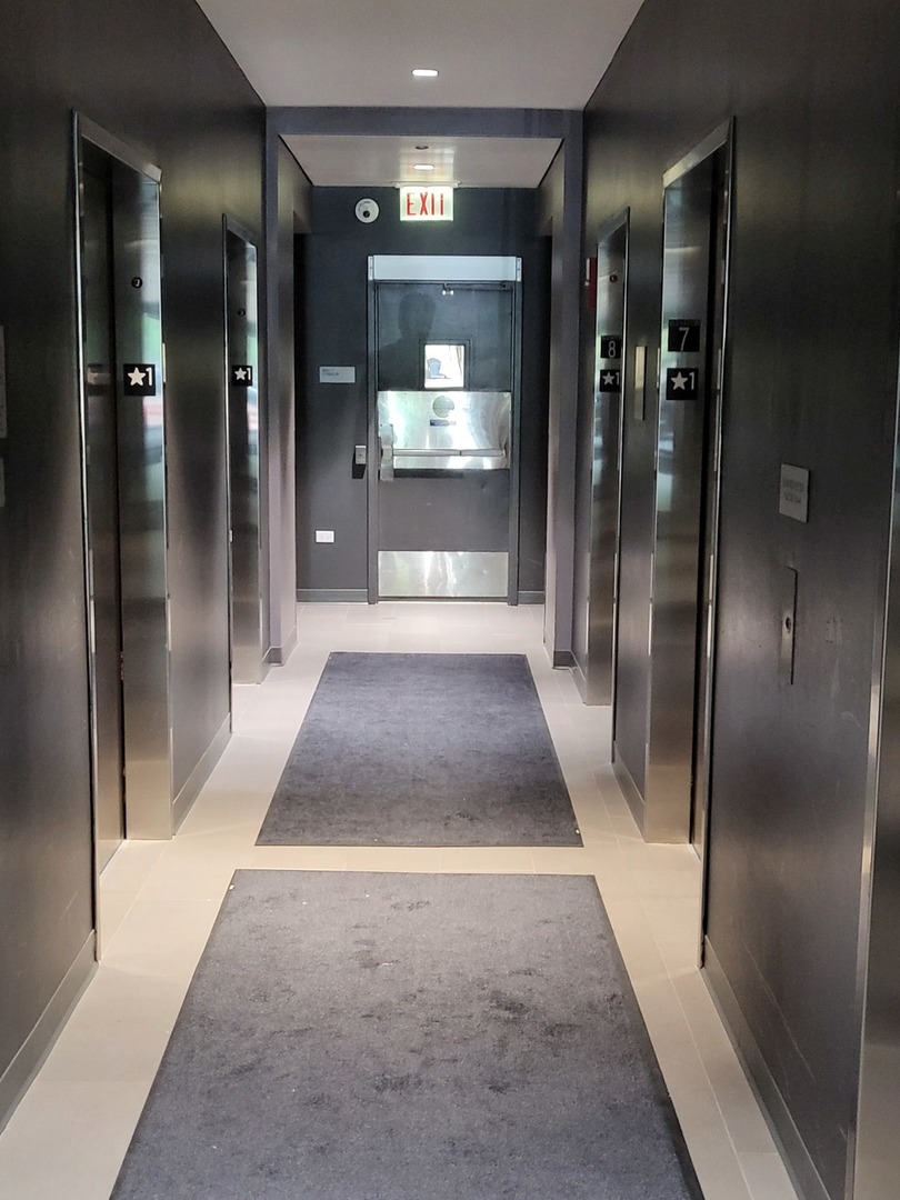 235 W VAN BUREN Street #4014, Chicago, IL 60607