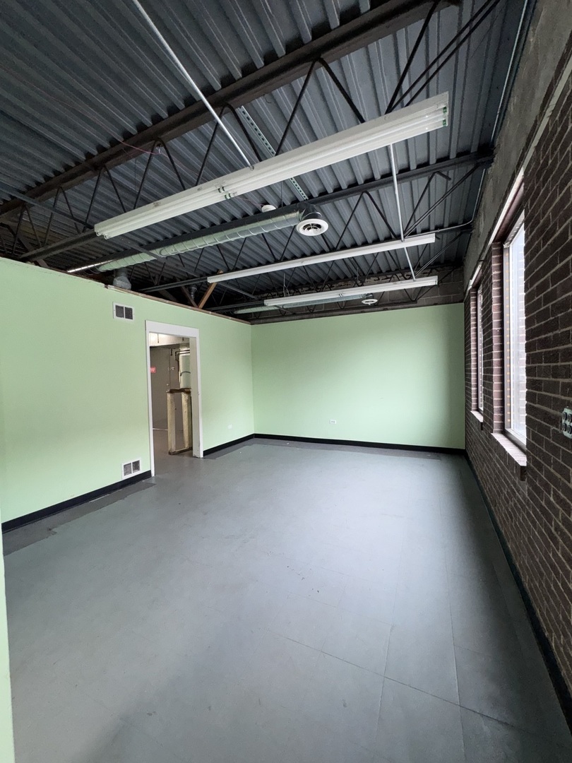 10500 SOUTHWEST Highway #G, Chicago Ridge, IL 60415