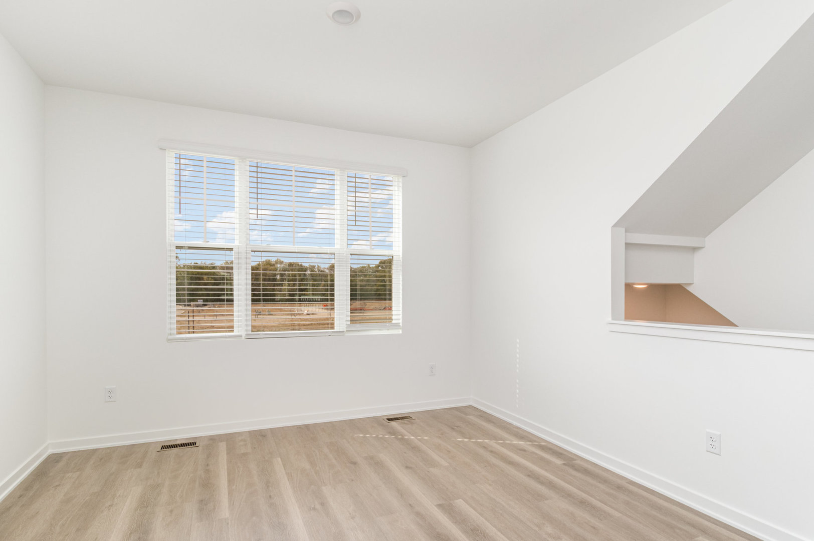 2171 Yellowstone Boulevard #2171, Mundelein, IL 60060