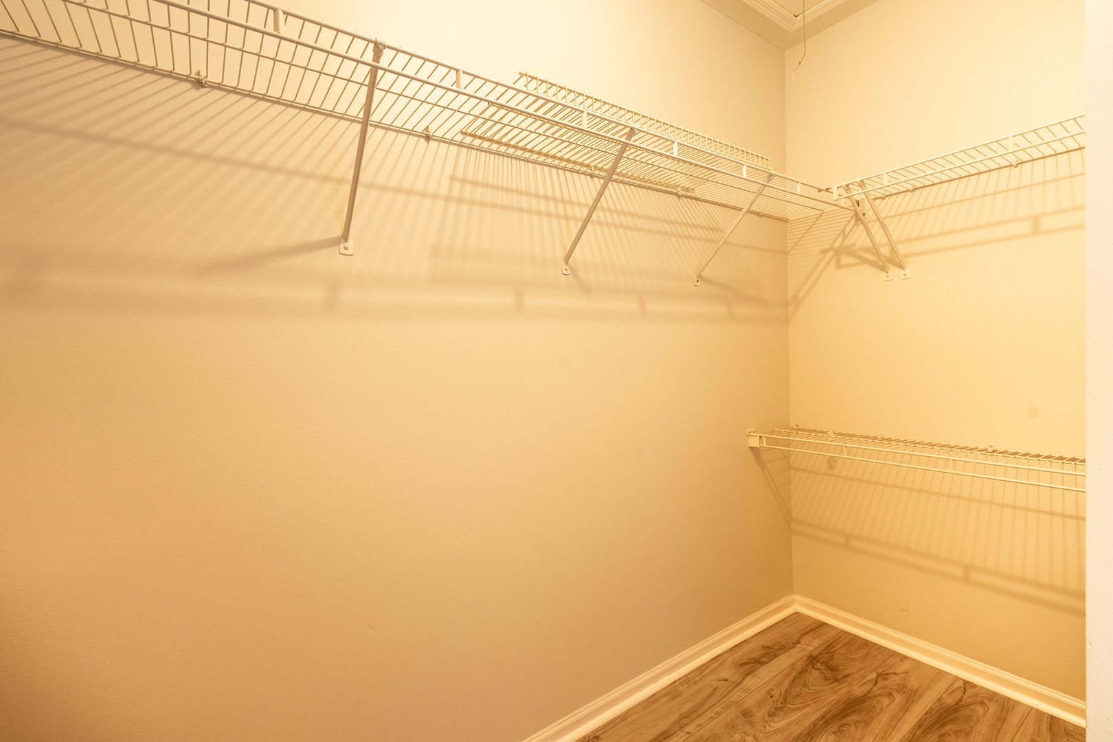 629 W Streamwood Boulevard #B, Streamwood, IL 60107