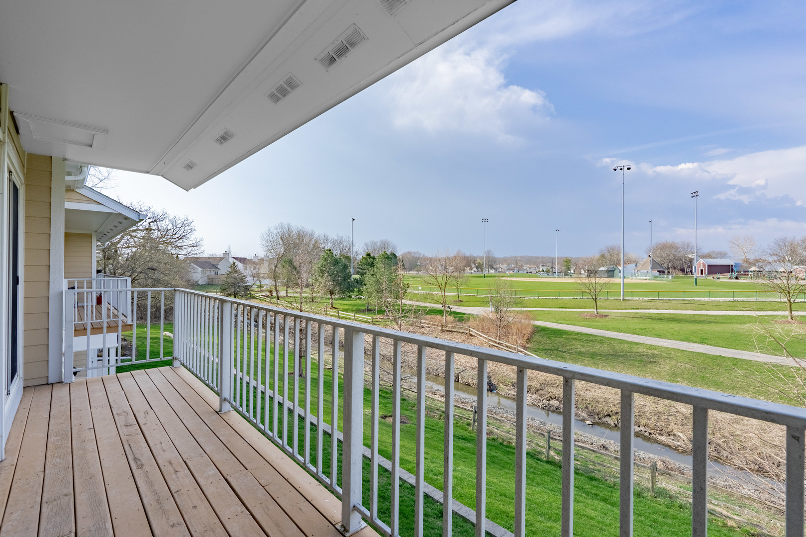 629 W Streamwood Boulevard #B, Streamwood, IL 60107