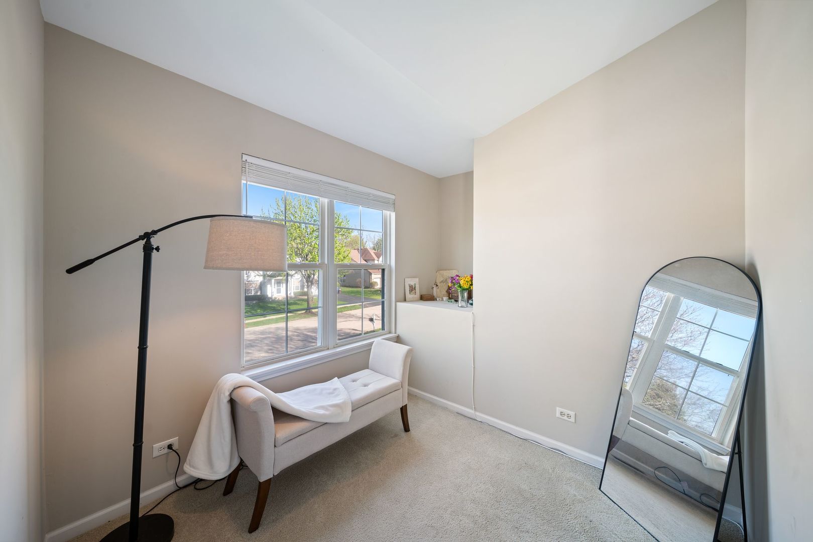 1126 Vista Drive, Gurnee, IL 60031