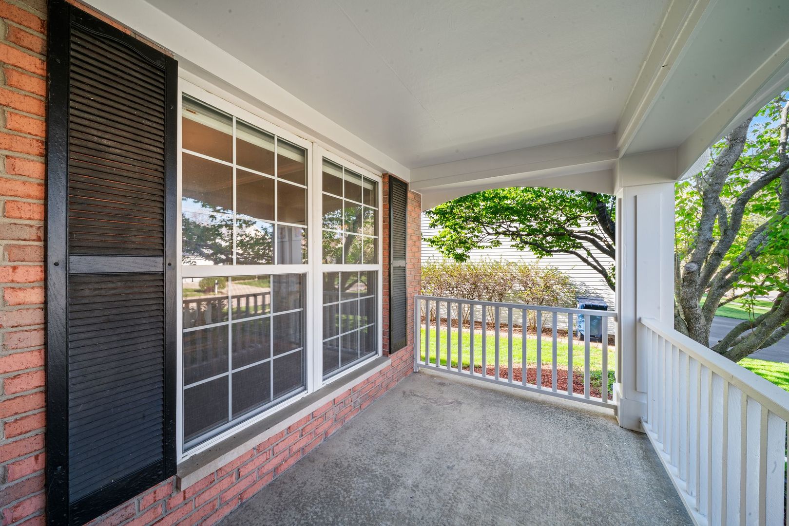 1126 Vista Drive, Gurnee, IL 60031