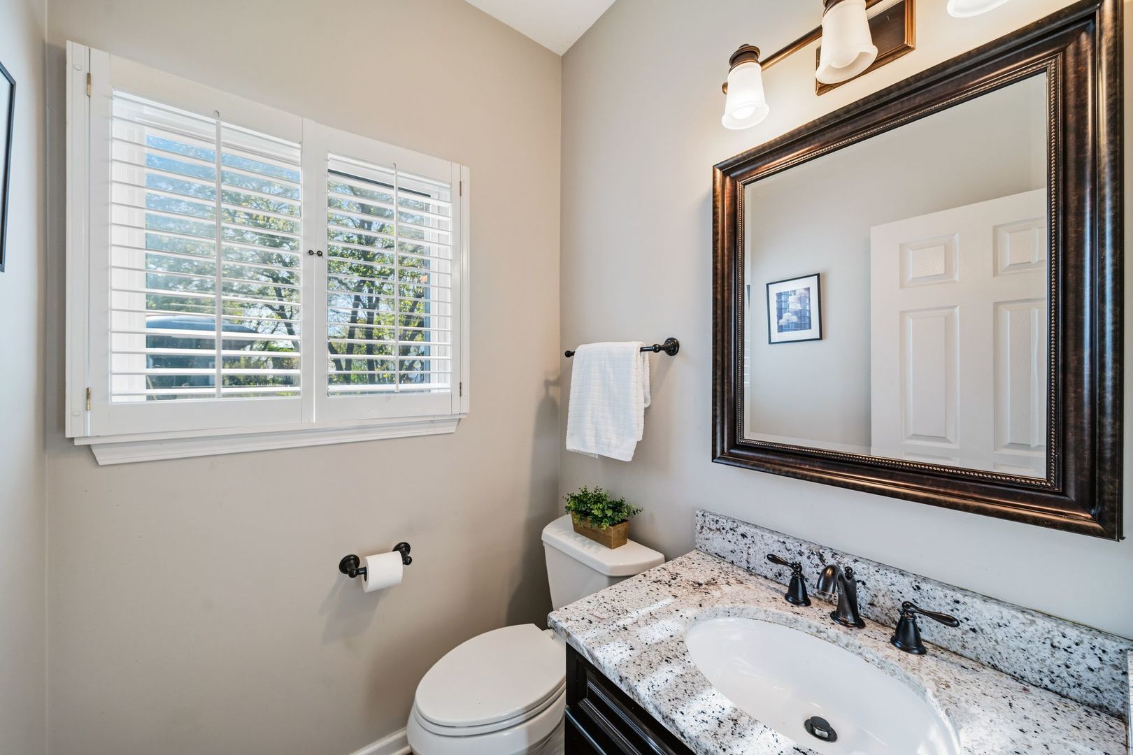 1126 Vista Drive, Gurnee, IL 60031