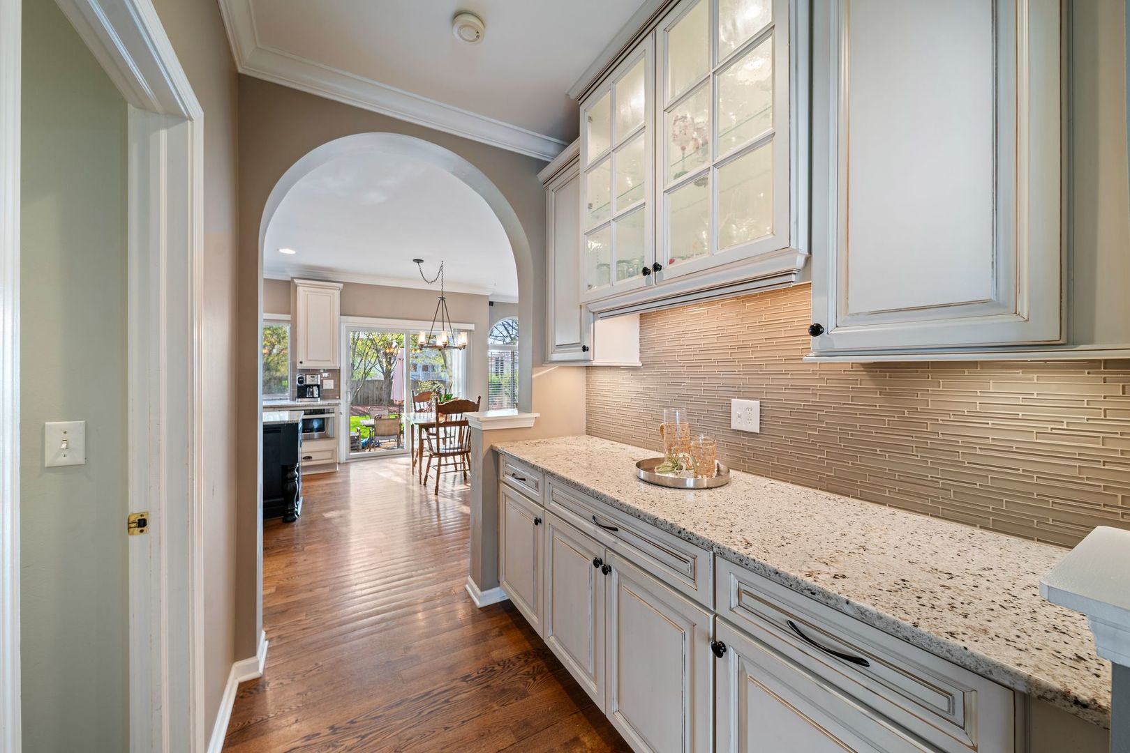 1126 Vista Drive, Gurnee, IL 60031