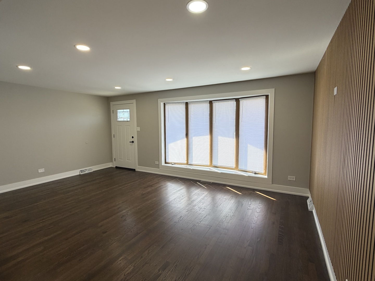 11647 S Aberdeen Street, Chicago, IL 60643