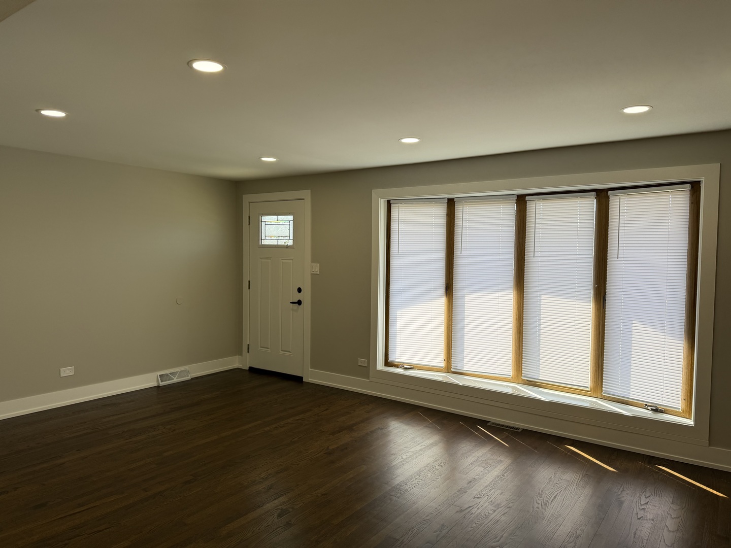 11647 S Aberdeen Street, Chicago, IL 60643