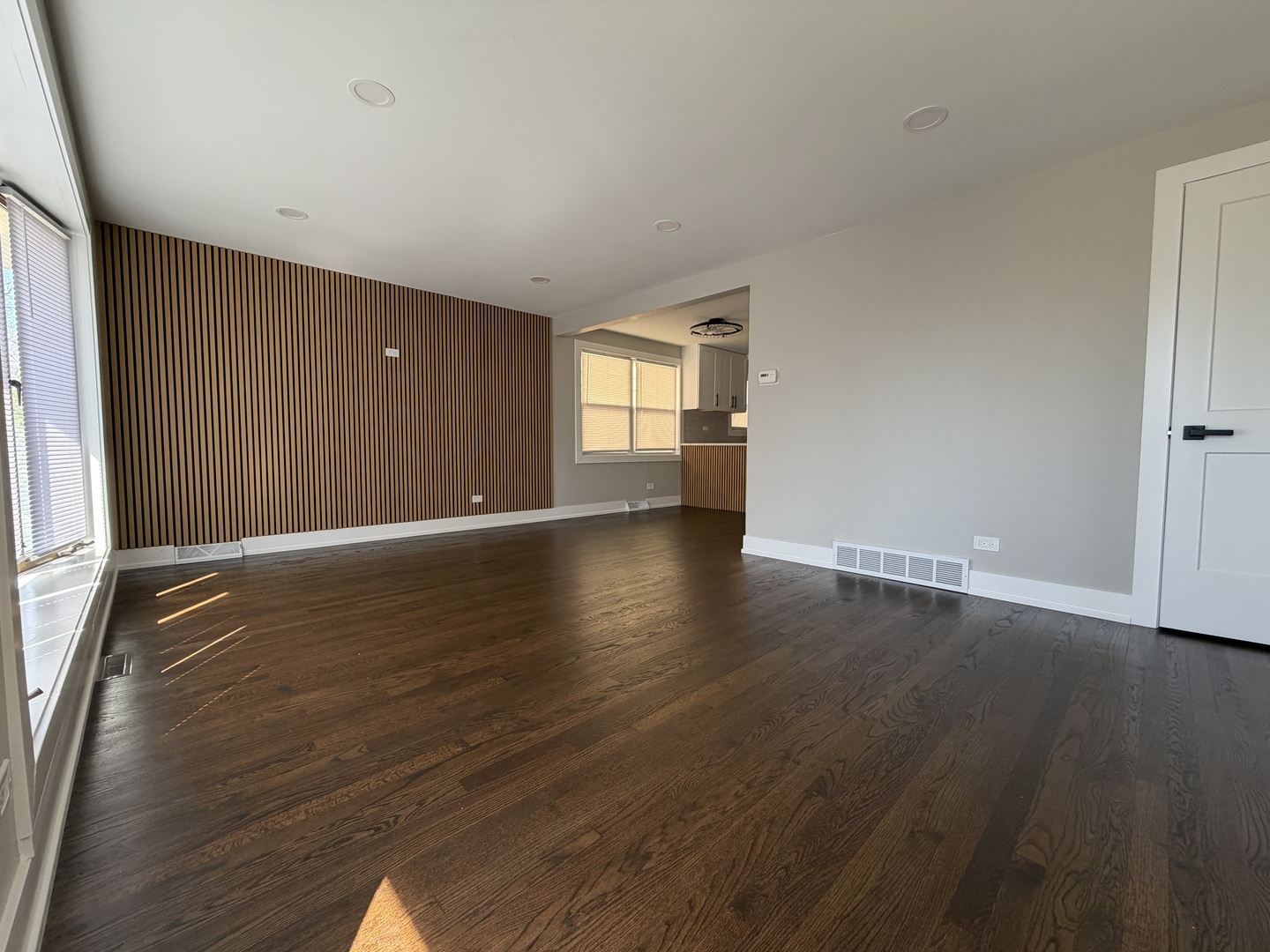 11647 S Aberdeen Street, Chicago, IL 60643