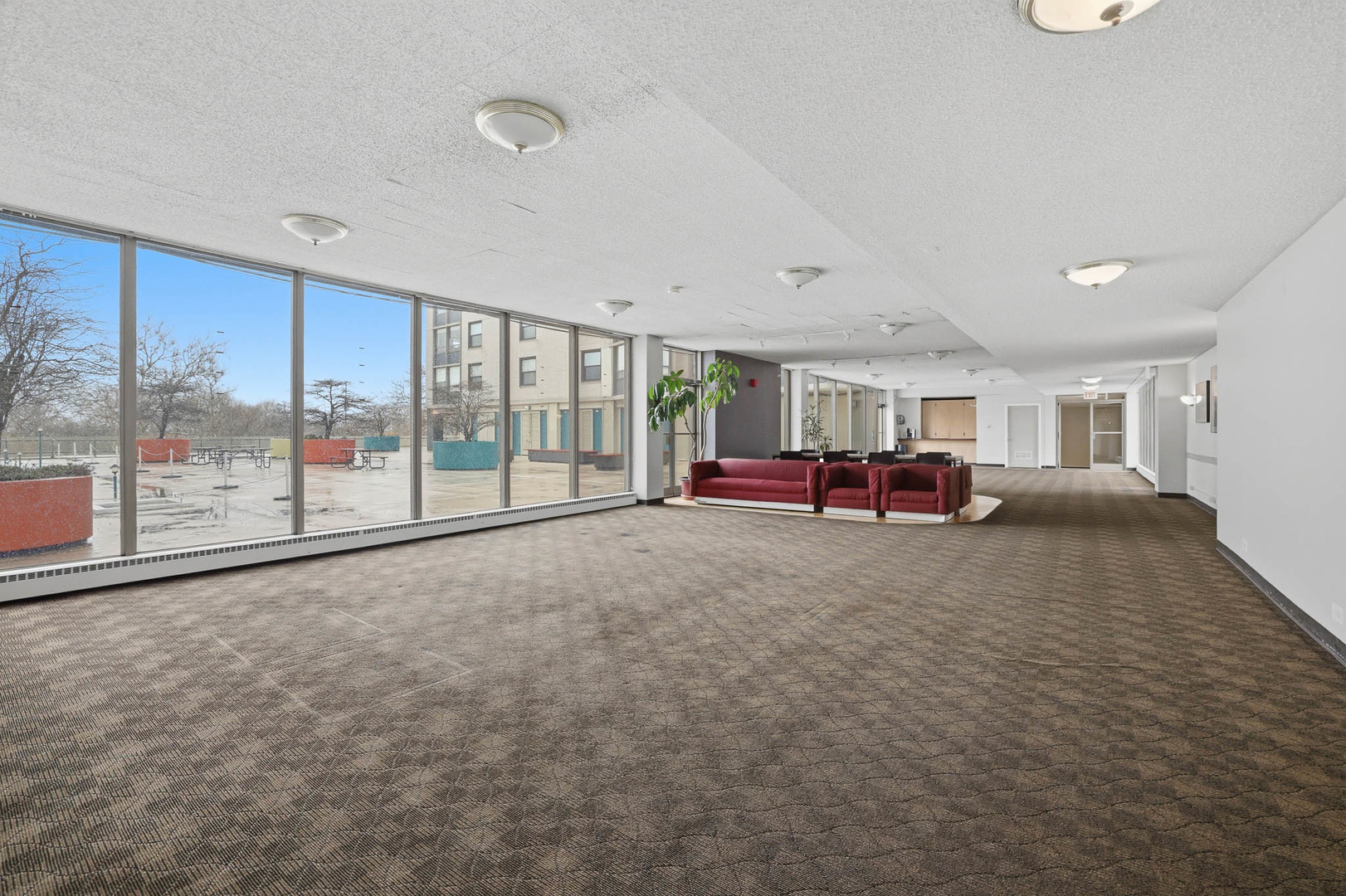 5701 N Sheridan Road #3E, Chicago, IL 60660