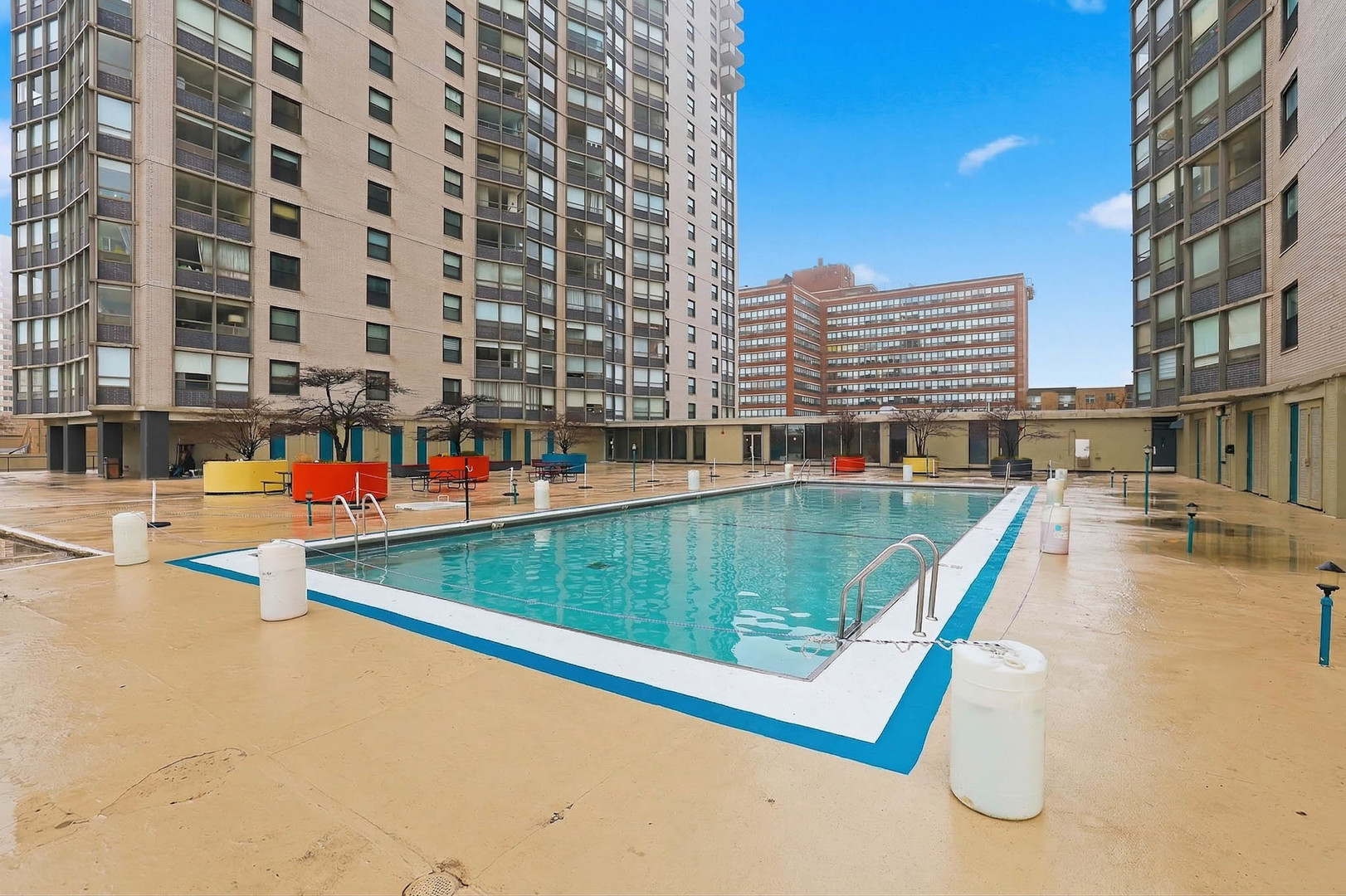 5701 N Sheridan Road #3E, Chicago, IL 60660