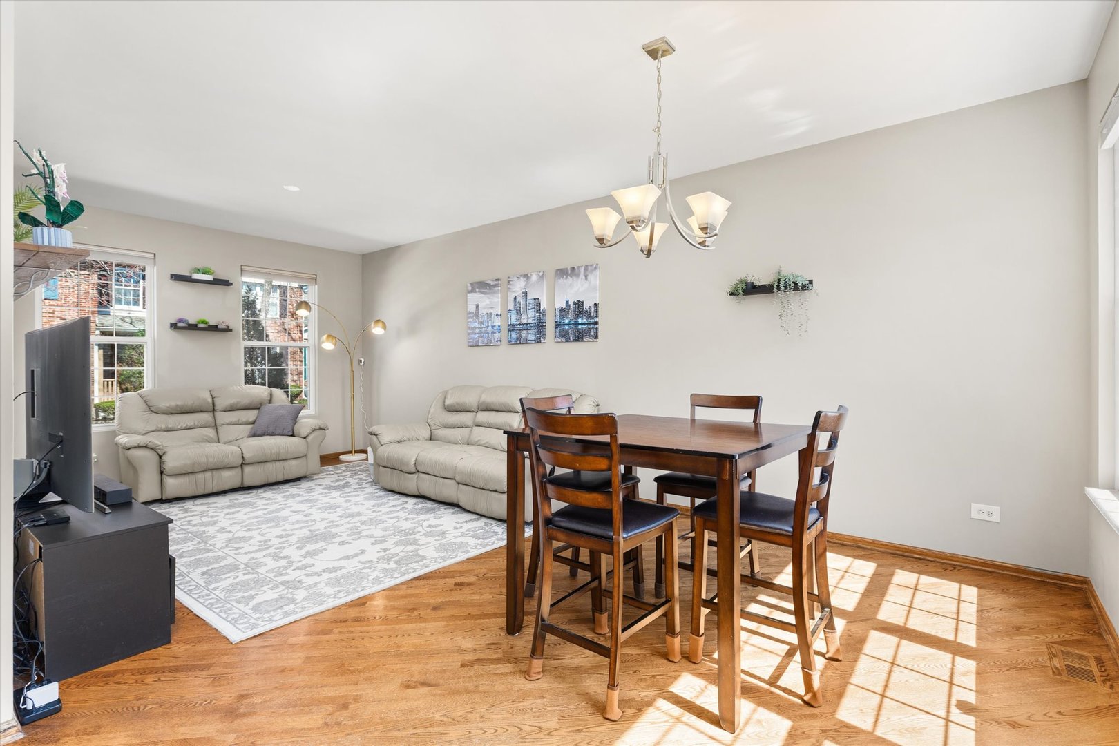 18608 W Point Drive, Tinley Park, IL 60477