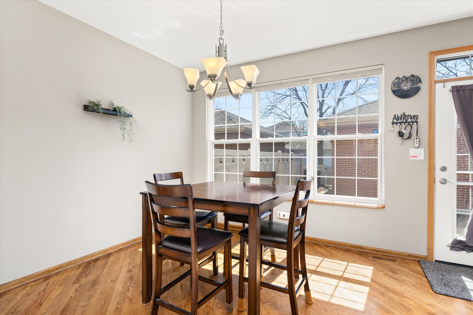 18608 W Point Drive, Tinley Park, IL 60477