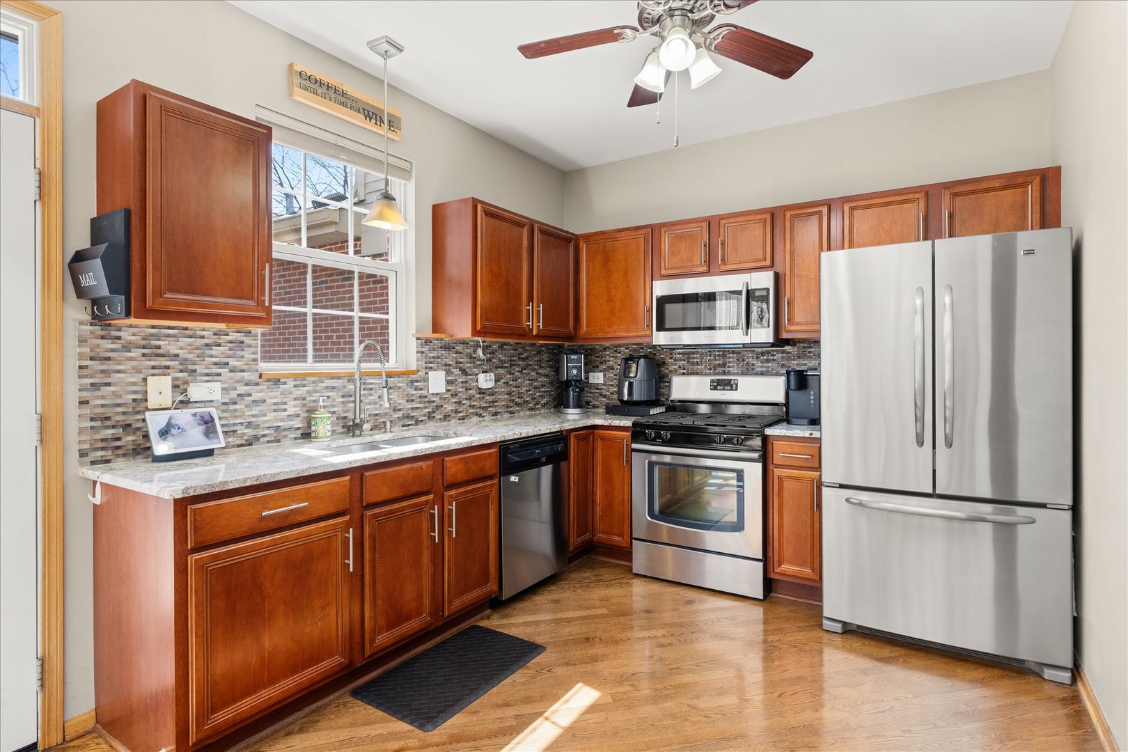 18608 W Point Drive, Tinley Park, IL 60477