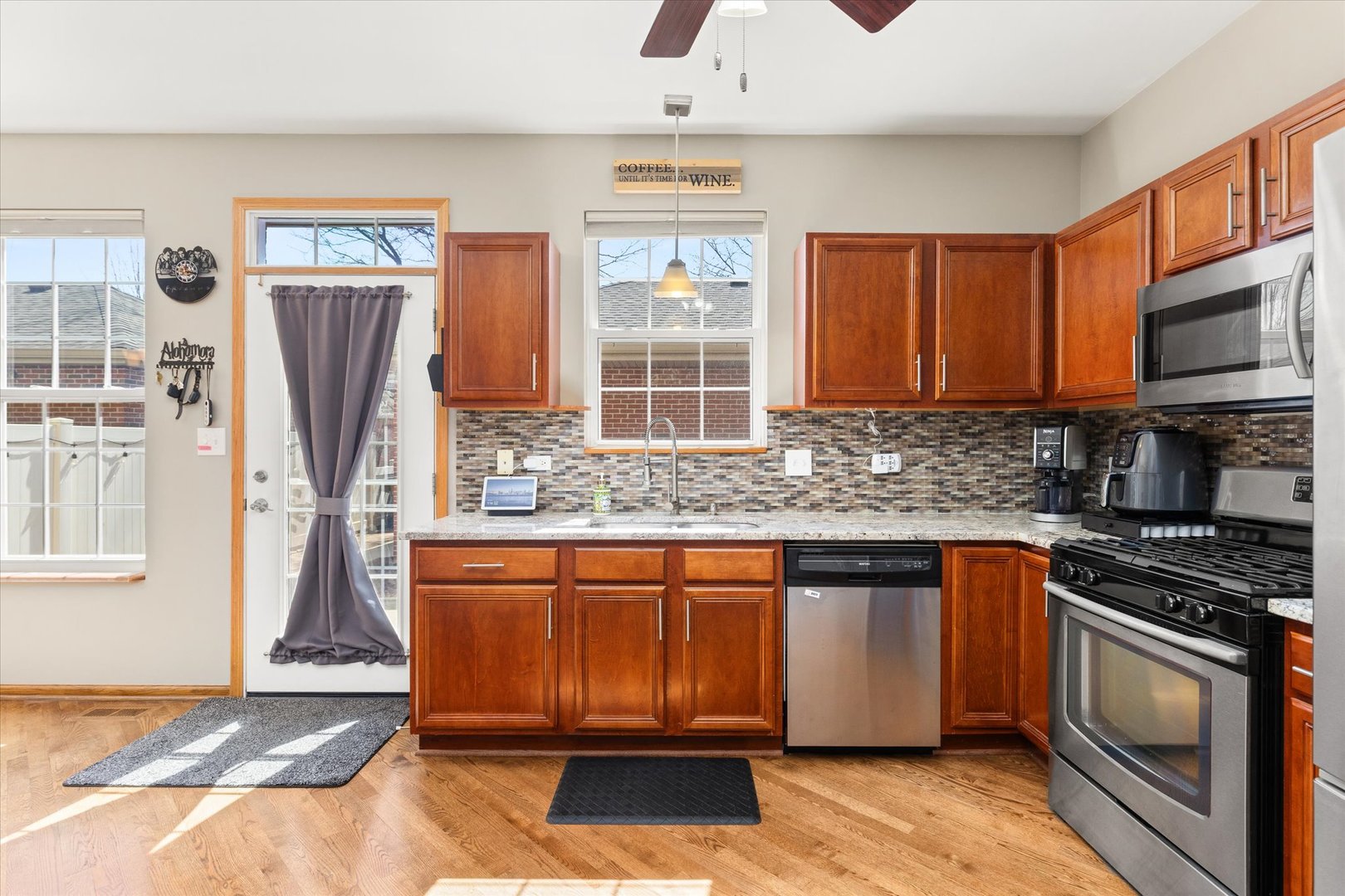 18608 W Point Drive, Tinley Park, IL 60477