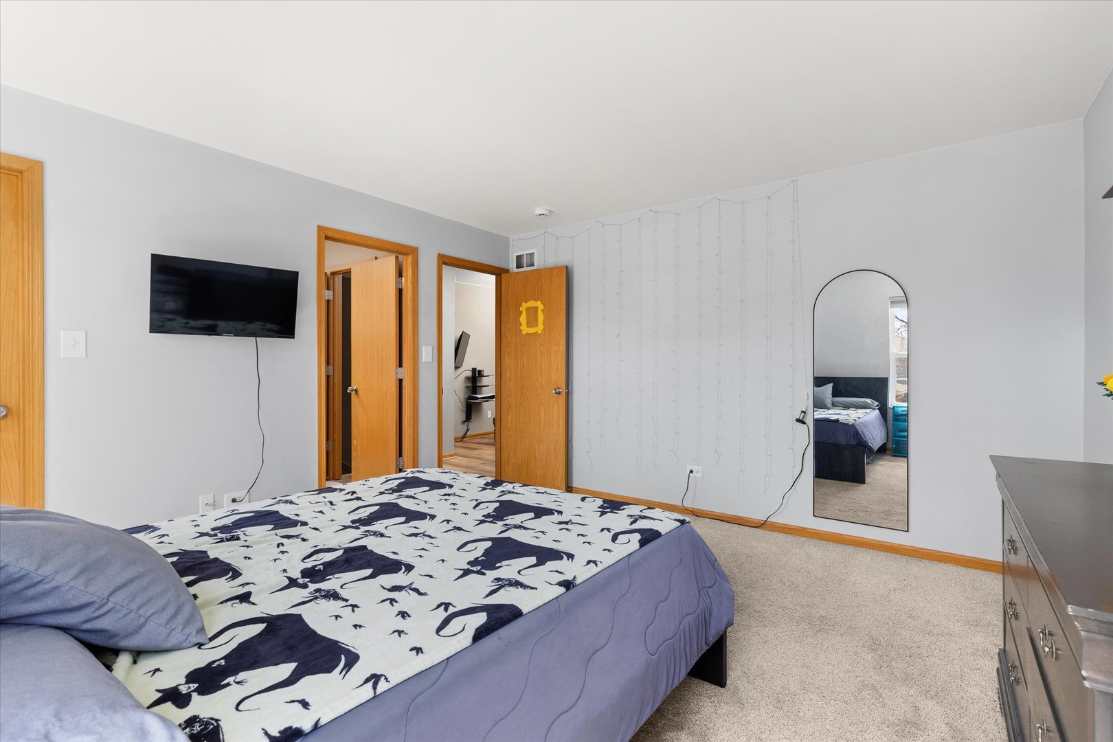 18608 W Point Drive, Tinley Park, IL 60477