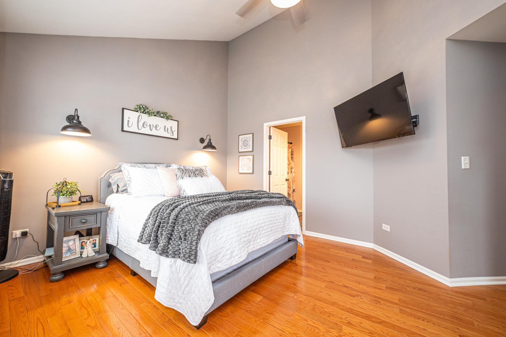 Plainfield, IL 60586