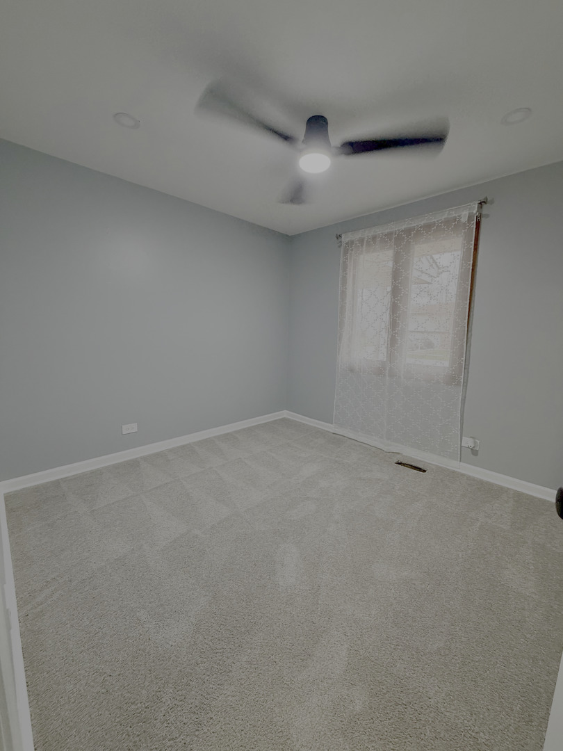 1310 SOMERSET Lane, Schaumburg, IL 60193