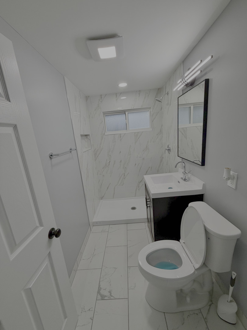 1310 SOMERSET Lane, Schaumburg, IL 60193