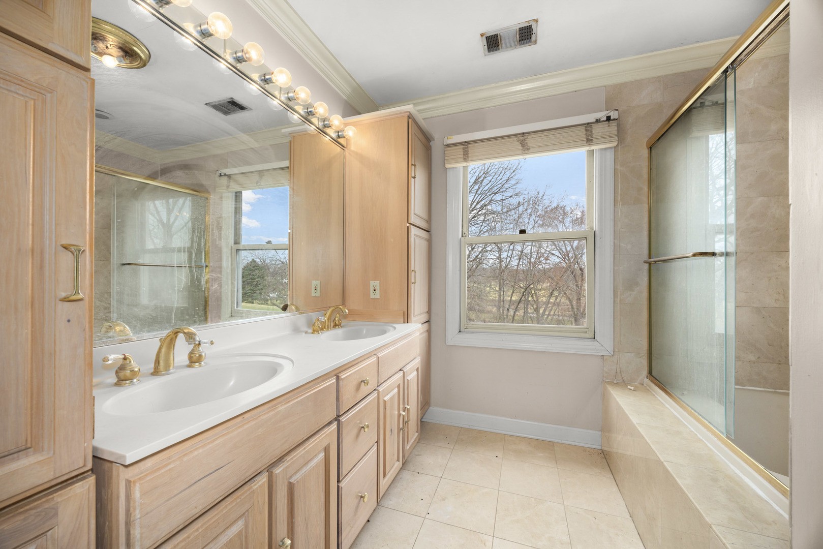 544 Aberdeen Road, Frankfort, IL 60423