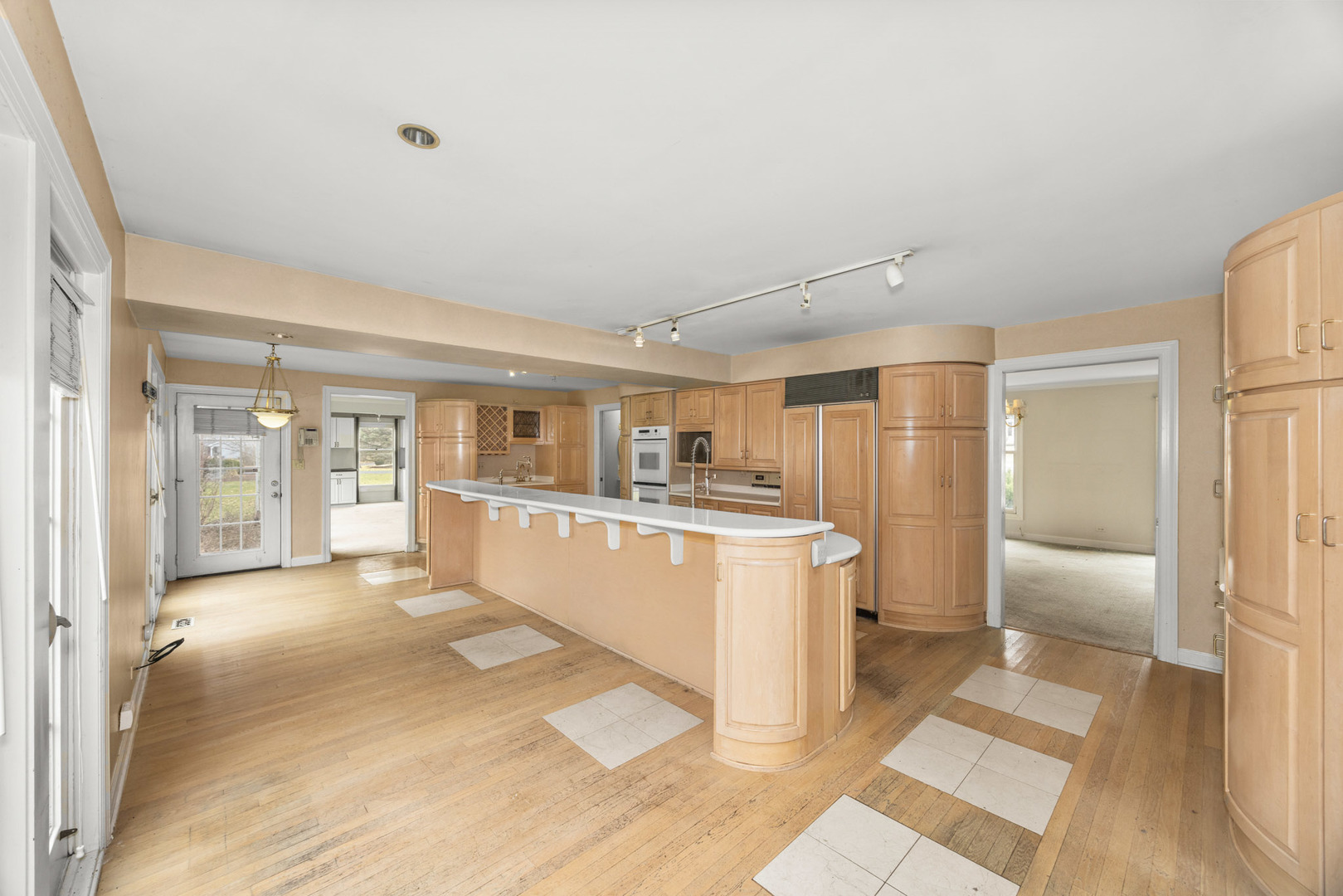 544 Aberdeen Road, Frankfort, IL 60423