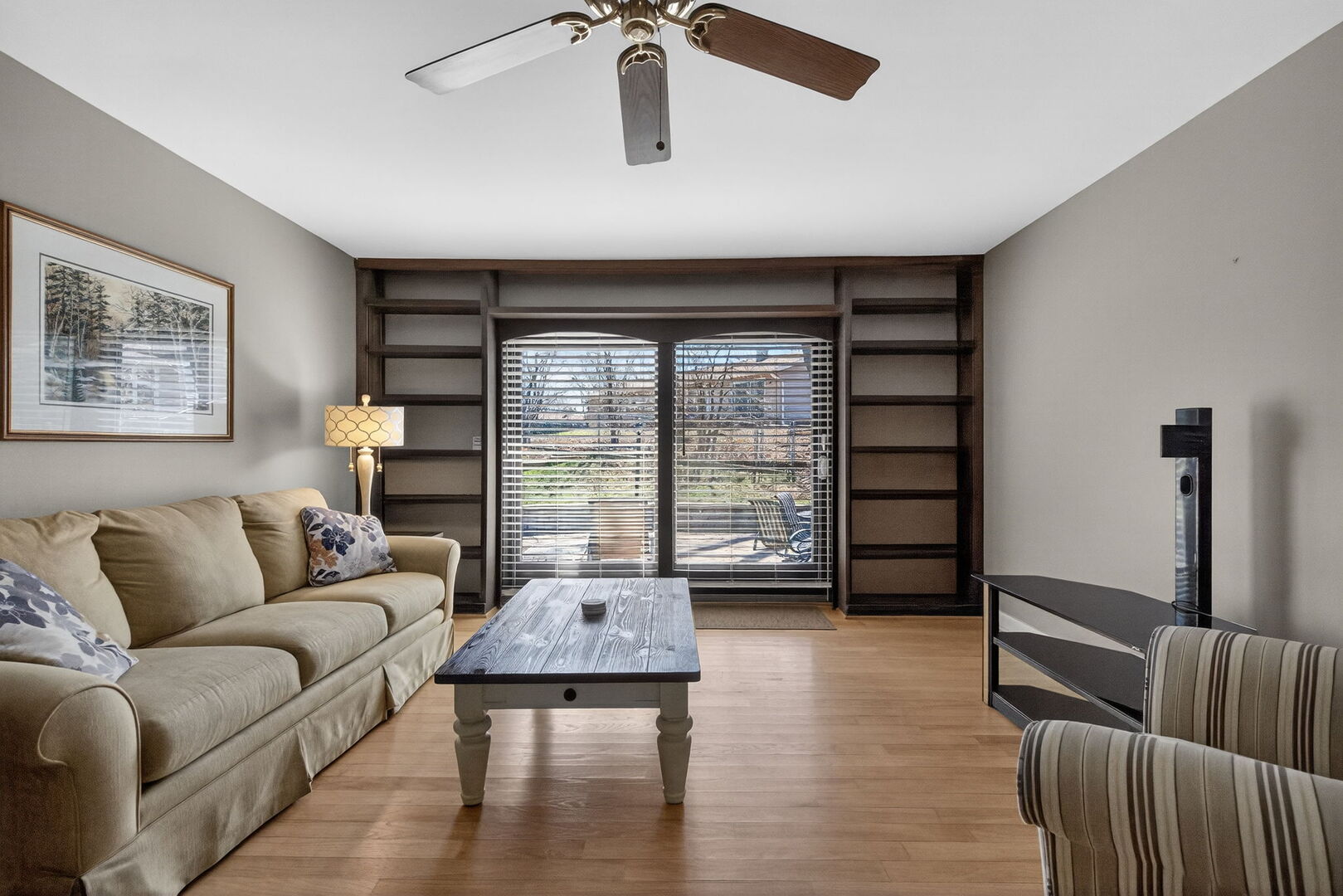 6 Charlestown Court, Bolingbrook, IL 60440