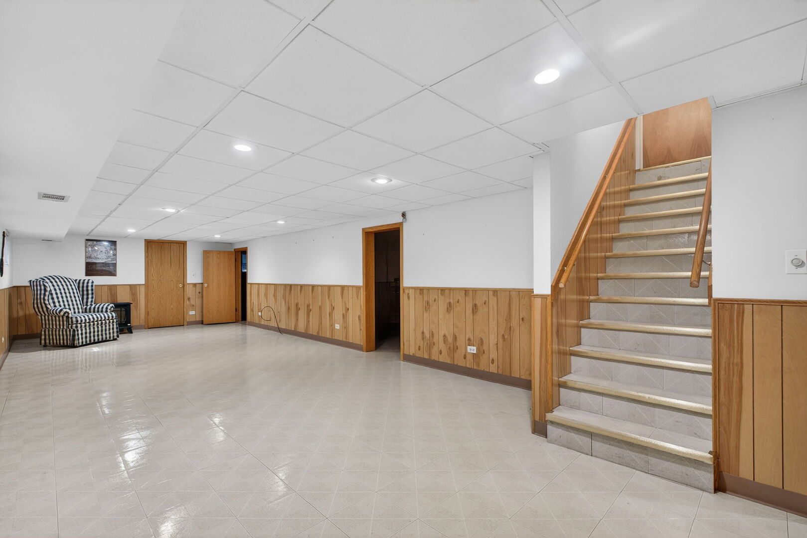 6 Charlestown Court, Bolingbrook, IL 60440