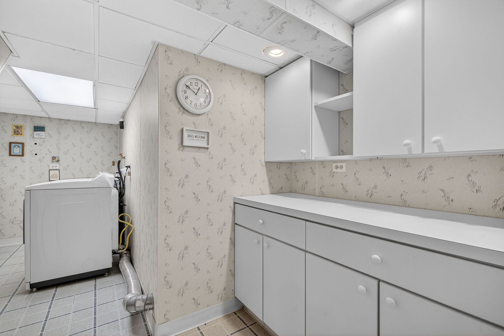 6 Charlestown Court, Bolingbrook, IL 60440