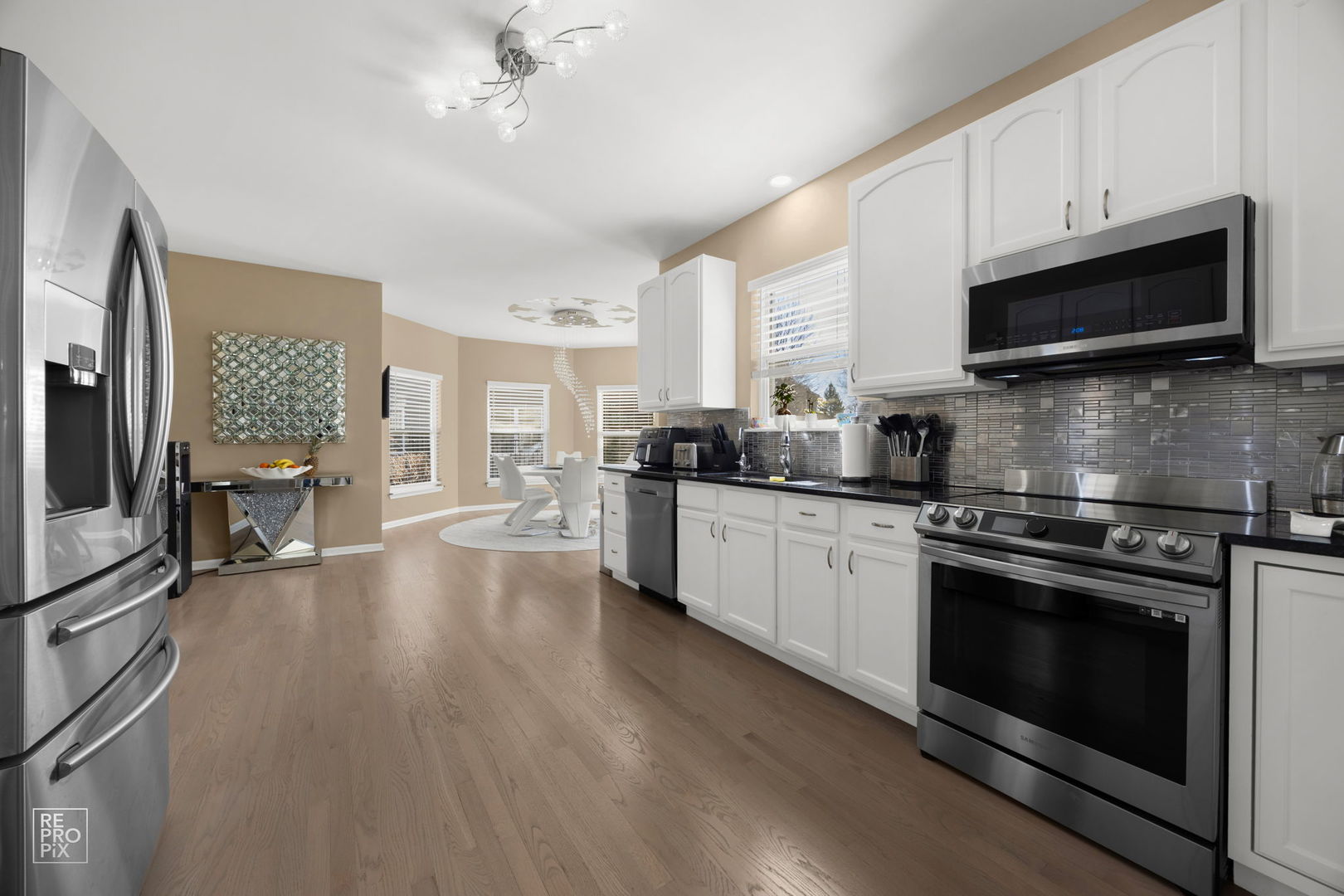 134 Timber Court, Gilberts, IL 60136