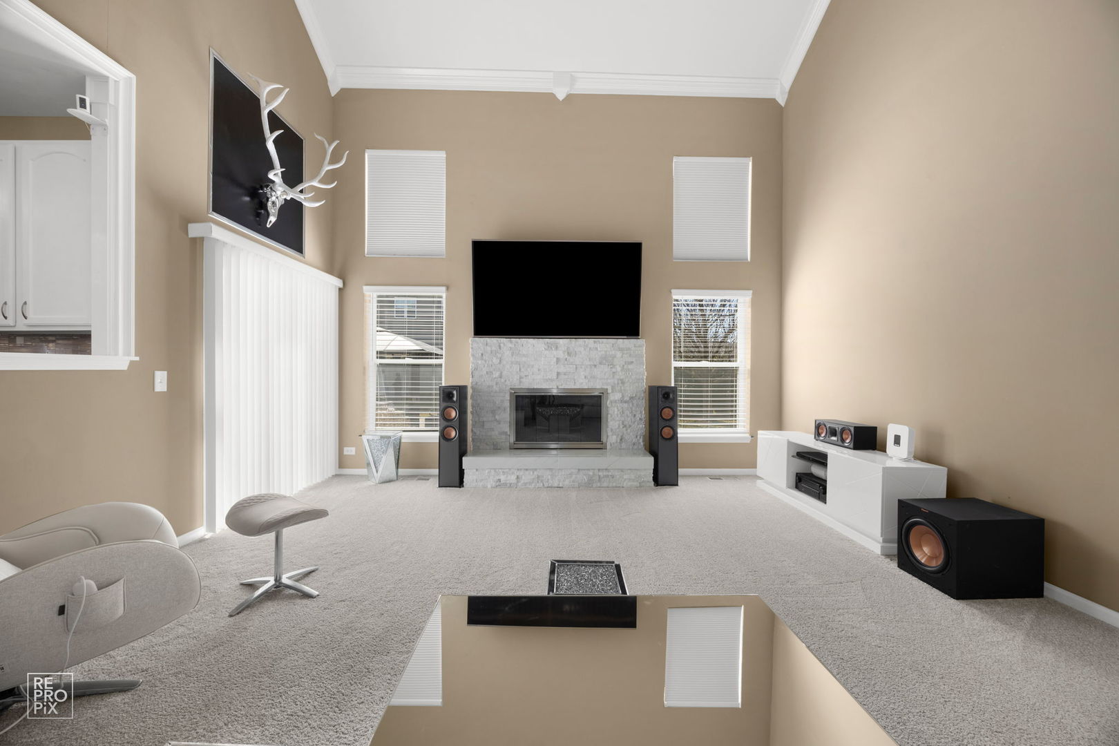 134 Timber Court, Gilberts, IL 60136