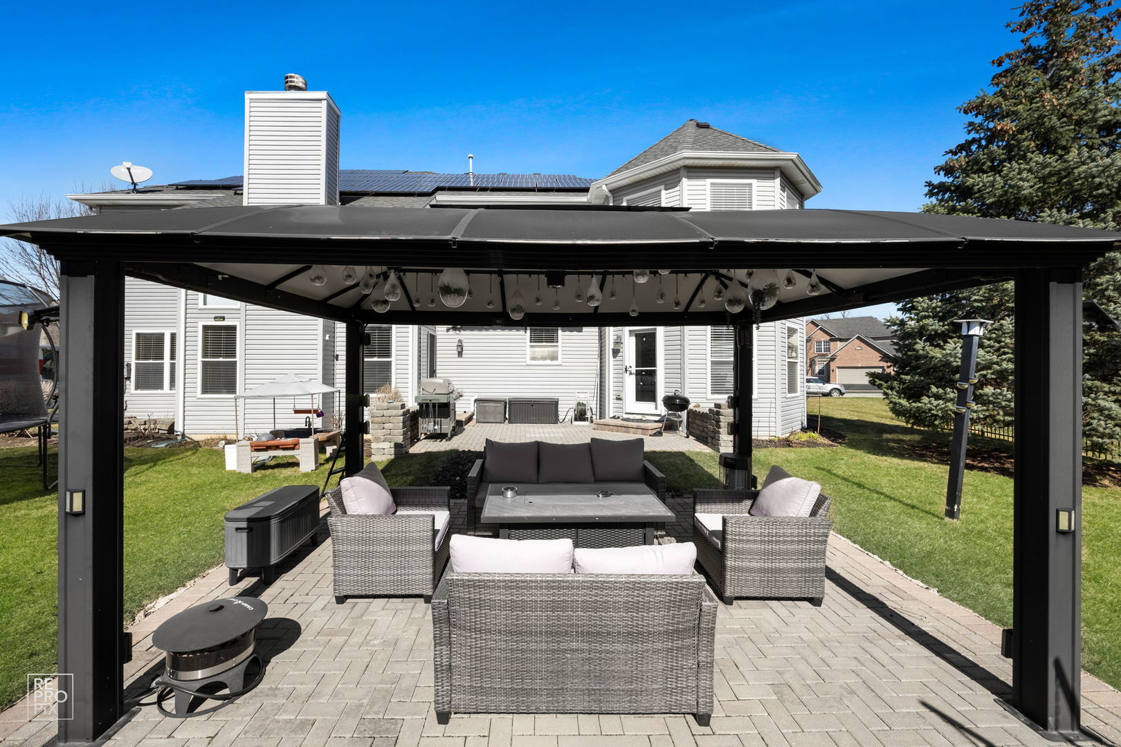 134 Timber Court, Gilberts, IL 60136