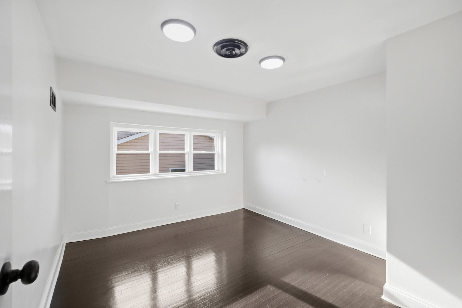 3410 Calwagner Street, Franklin Park, IL 60131