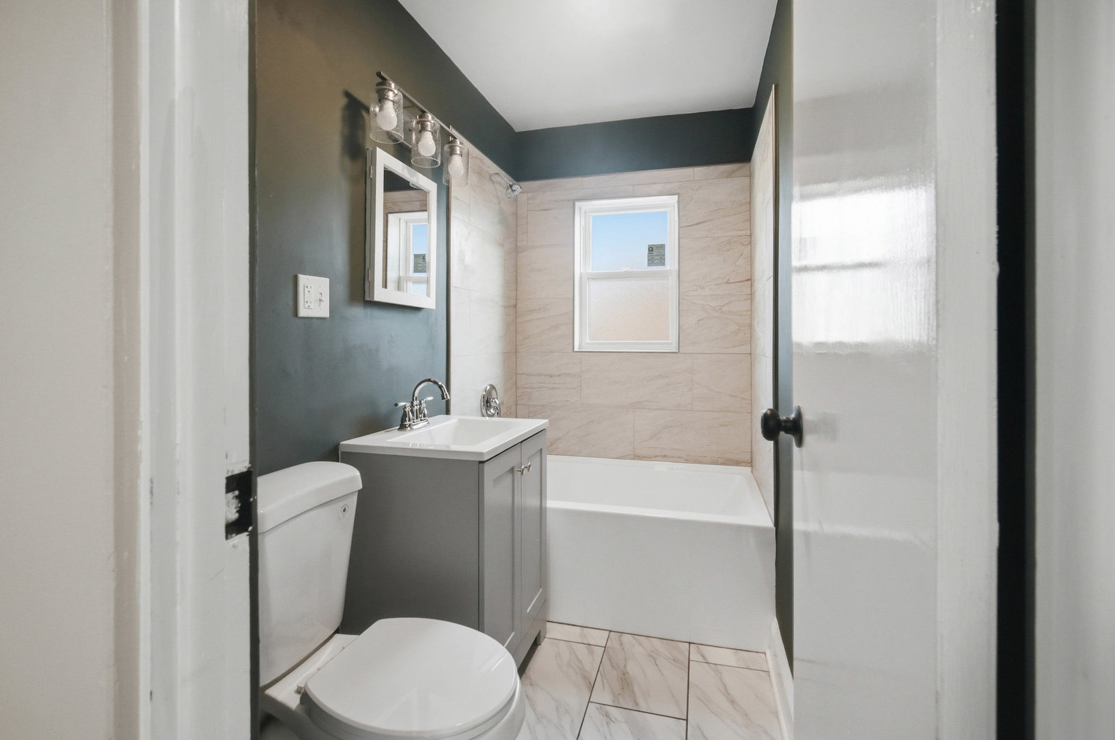 3410 Calwagner Street, Franklin Park, IL 60131