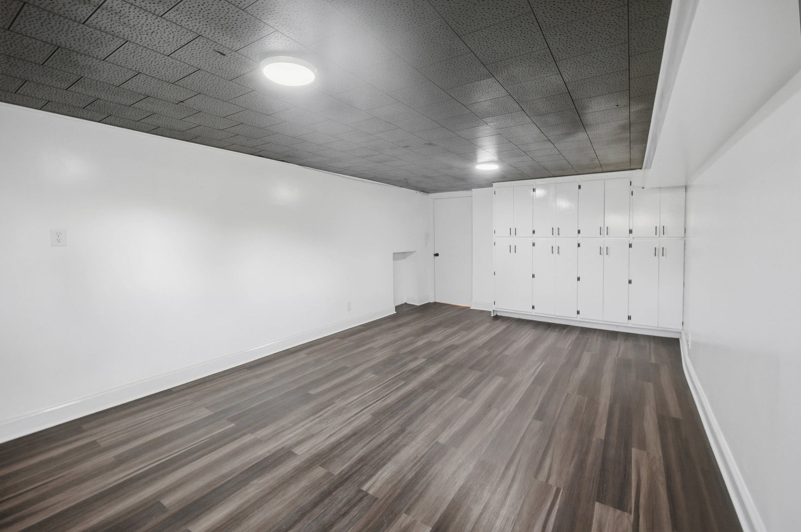 3410 Calwagner Street, Franklin Park, IL 60131