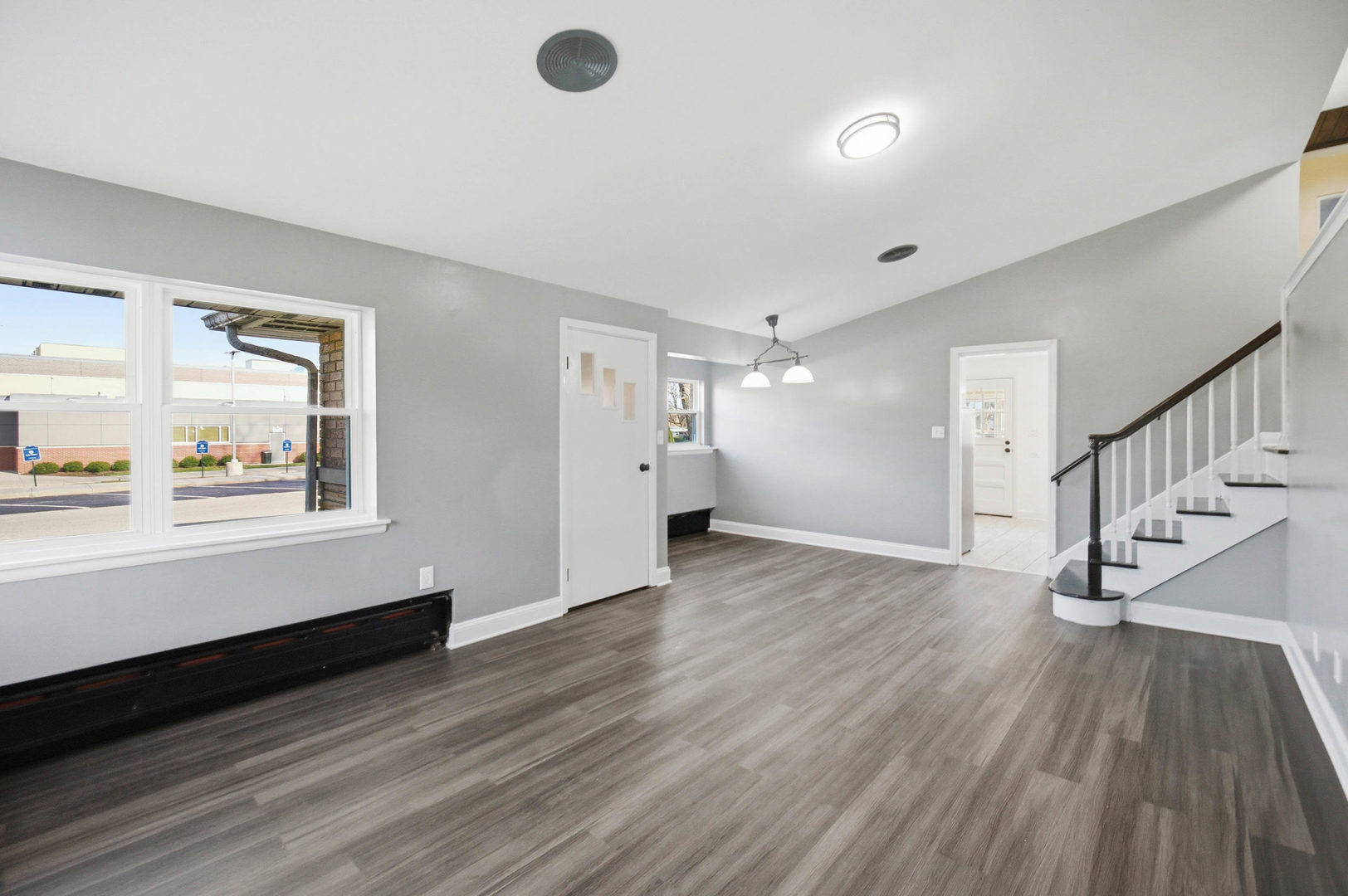 3410 Calwagner Street, Franklin Park, IL 60131