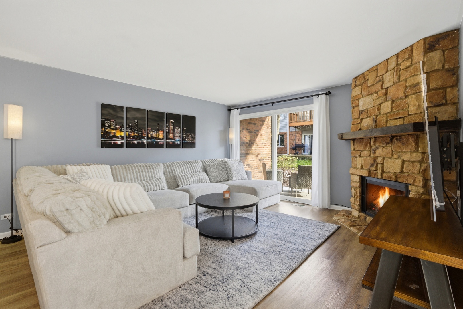 622 Zaininger Avenue #A, Naperville, IL 60563