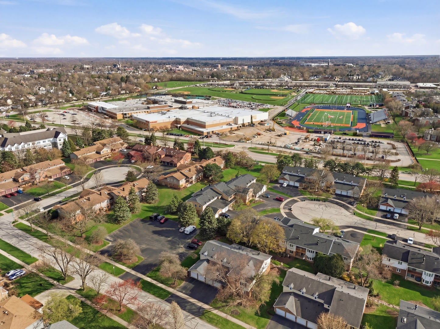 622 Zaininger Avenue #A, Naperville, IL 60563