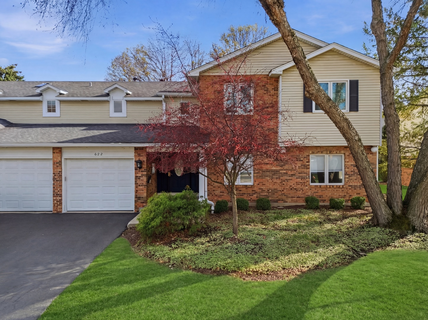 622 Zaininger Avenue #A, Naperville, IL 60563