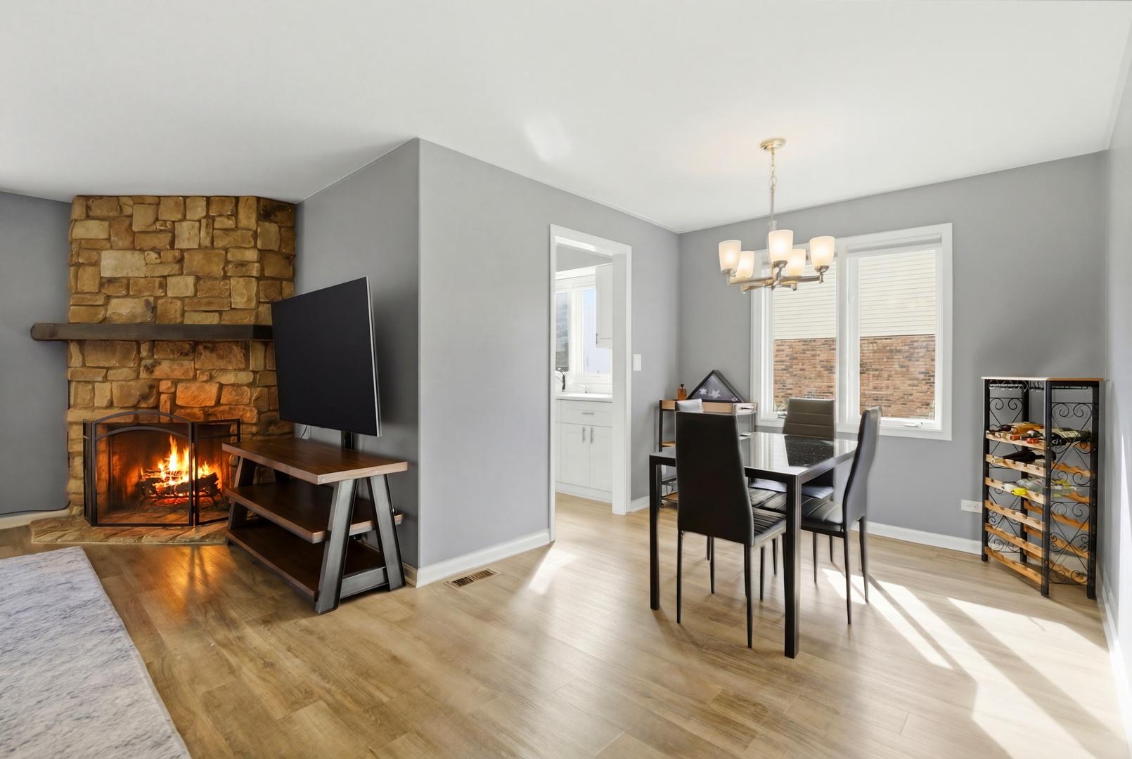 622 Zaininger Avenue #A, Naperville, IL 60563