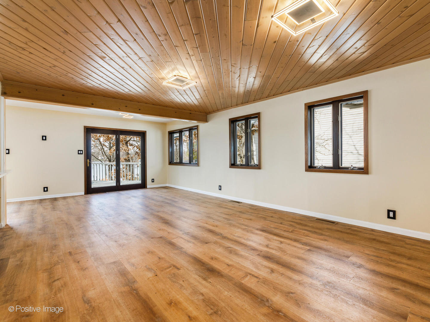 22566 W Lillian Place, Antioch, IL 60002