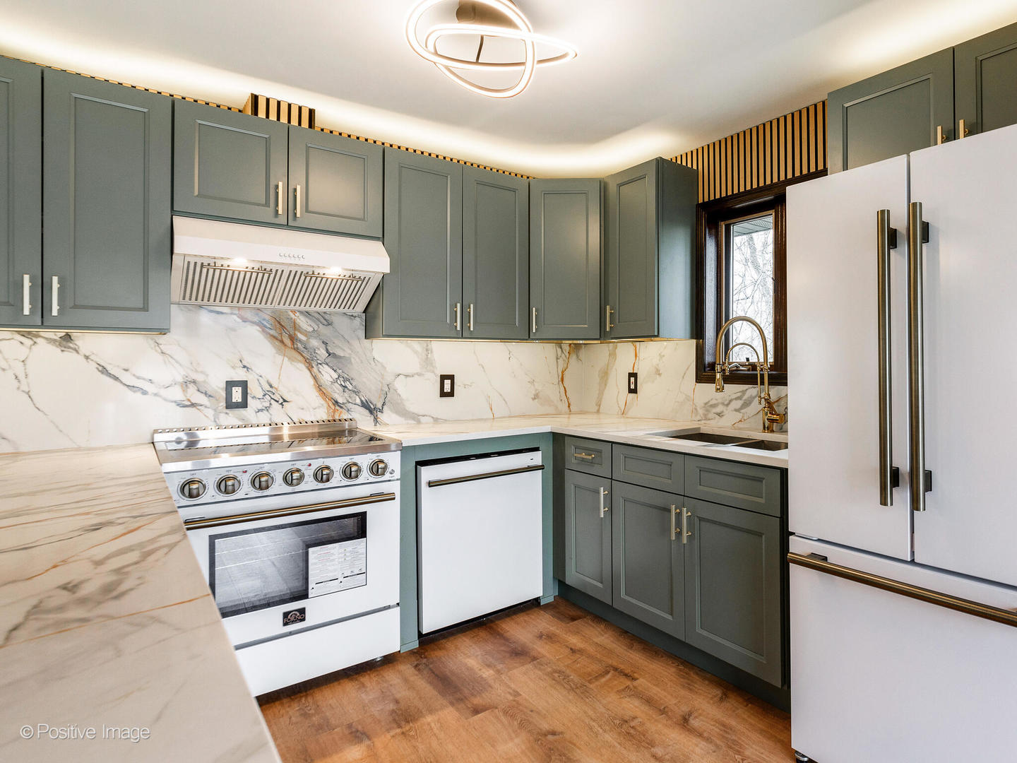 22566 W Lillian Place, Antioch, IL 60002