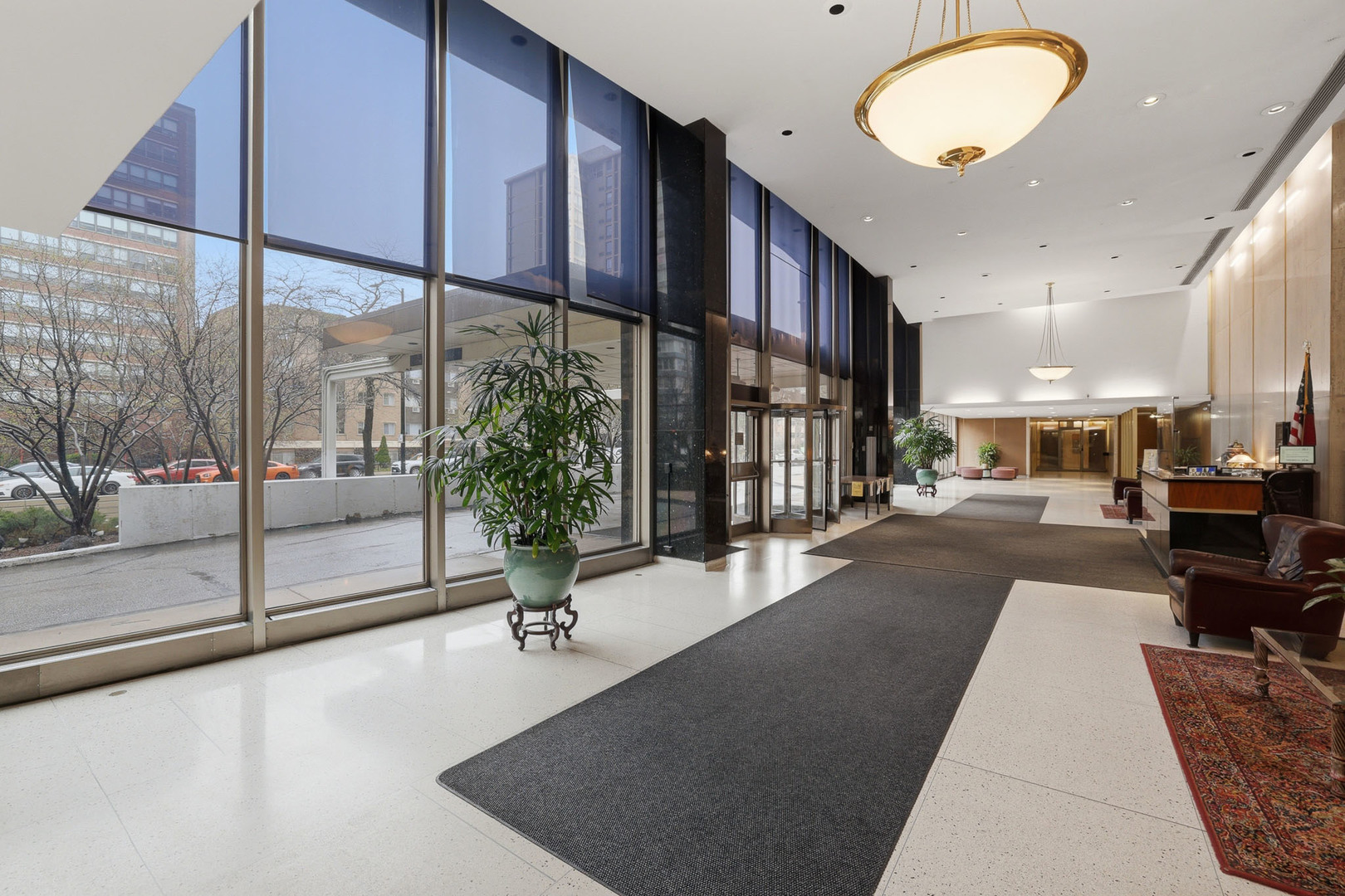 5701 N Sheridan Road #7E, Chicago, IL 60660