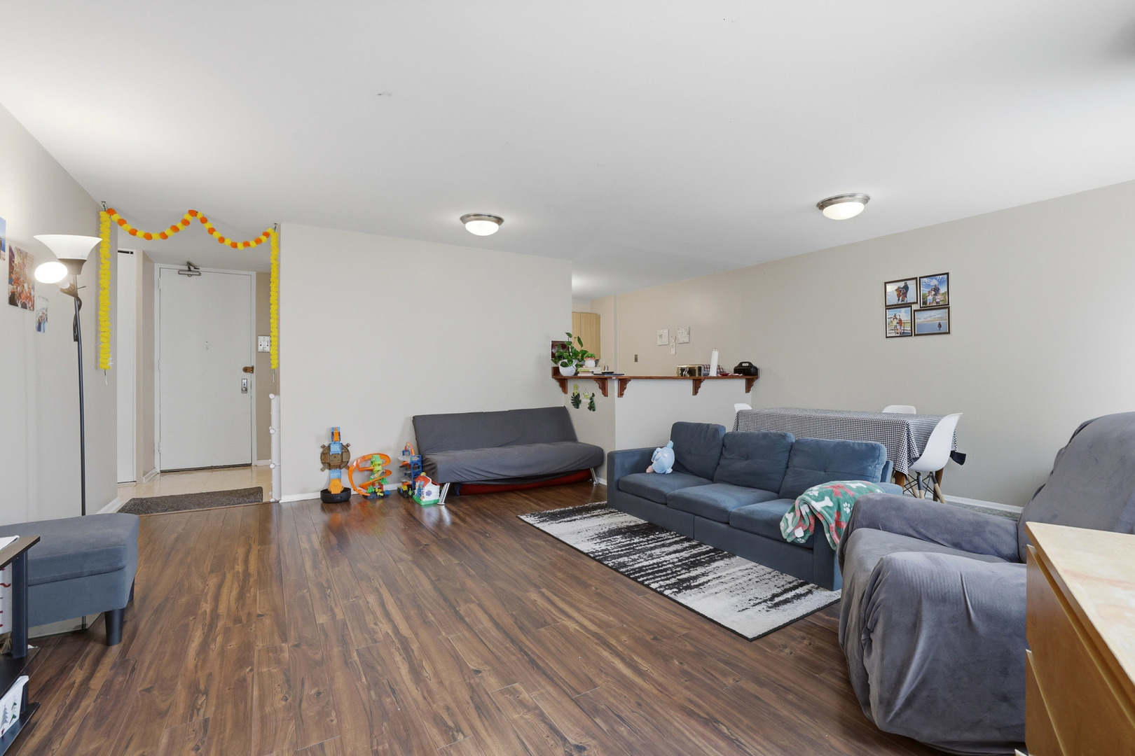 5701 N Sheridan Road #7E, Chicago, IL 60660