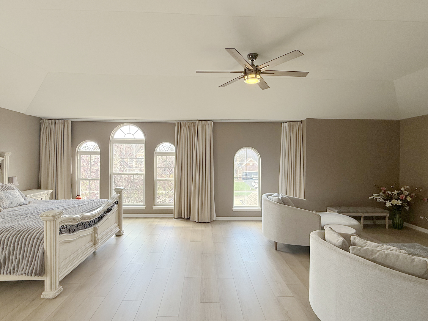 2717 Berman Road, North Aurora, IL 60542